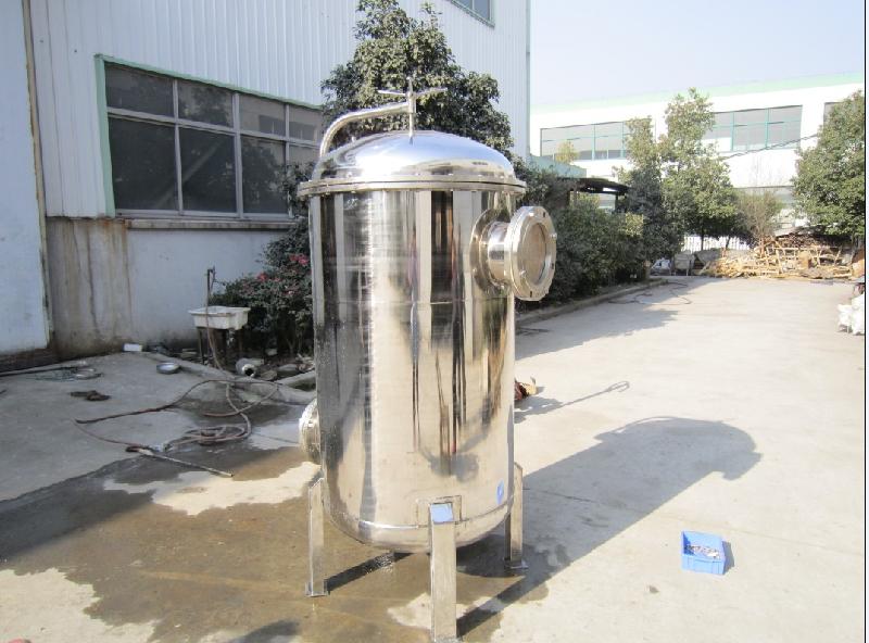 bag filter housing for water treatment system