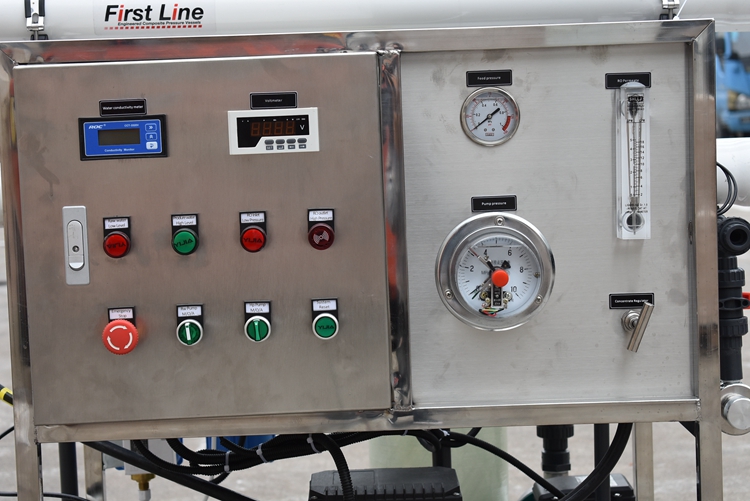 200 lph mini desalting sea water high desalination rate sea water filtration plant