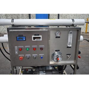 Small machine seawater desalination for boat borehole water treatment chemicals filters system